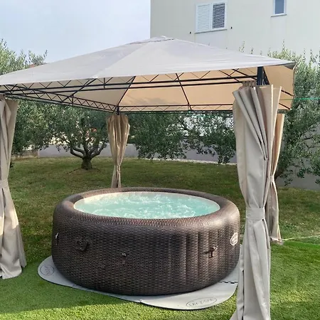 Luxury Penthouse With Jacuzzi 公寓